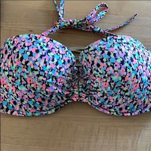 Victoria’s Secret bathing suit top 34DD